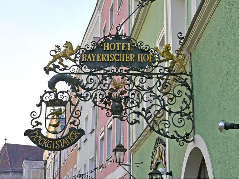 Hotel Bayerischer Hof Burghausen Exterior foto