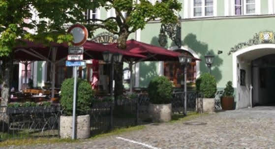 Hotel Bayerischer Hof Burghausen Exterior foto